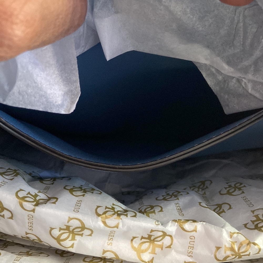 New GUESS Blue Tote - Picture 10 of 13